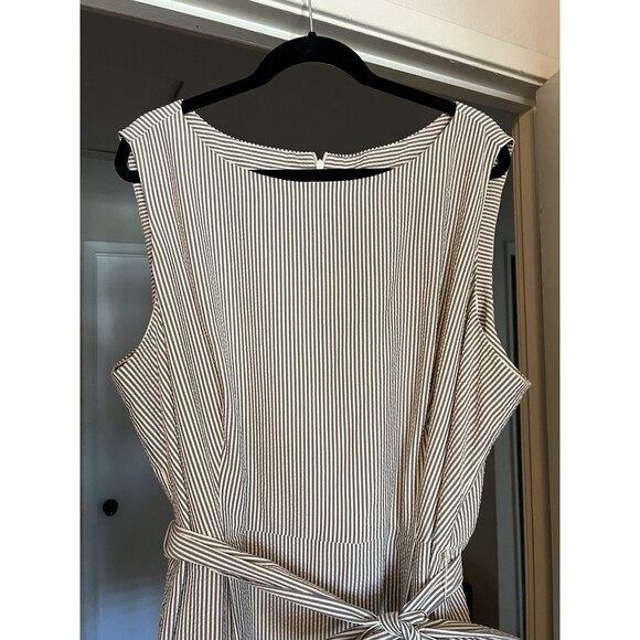 Anne Klein Women Sleeveless Seersucker Dress Blue White Pinstripe Belted Size 24 - Picture 2 of 11